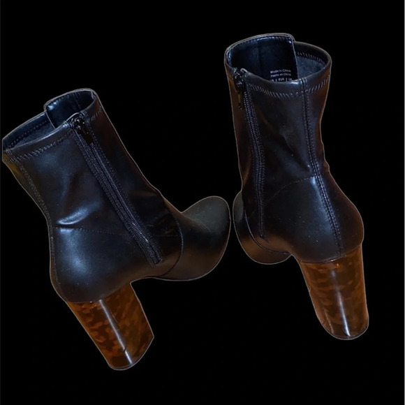 Aldo matte Black Round toe leopard print platform ankle boots - Picture 1 of 17